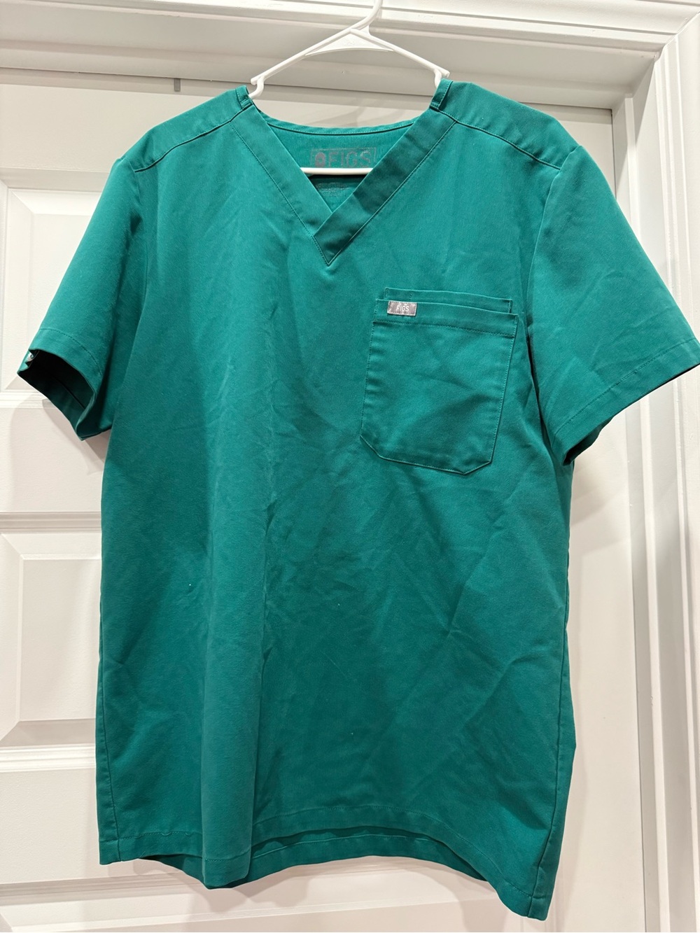Figs Men's Teal V-Neck Scrub Top